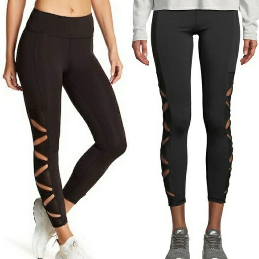 5/$20 Butterfly panel cutout leggings size M